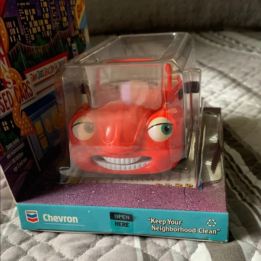Rudy Ragtop-The Chevron Cars Vintage Collectible 1999 🆕